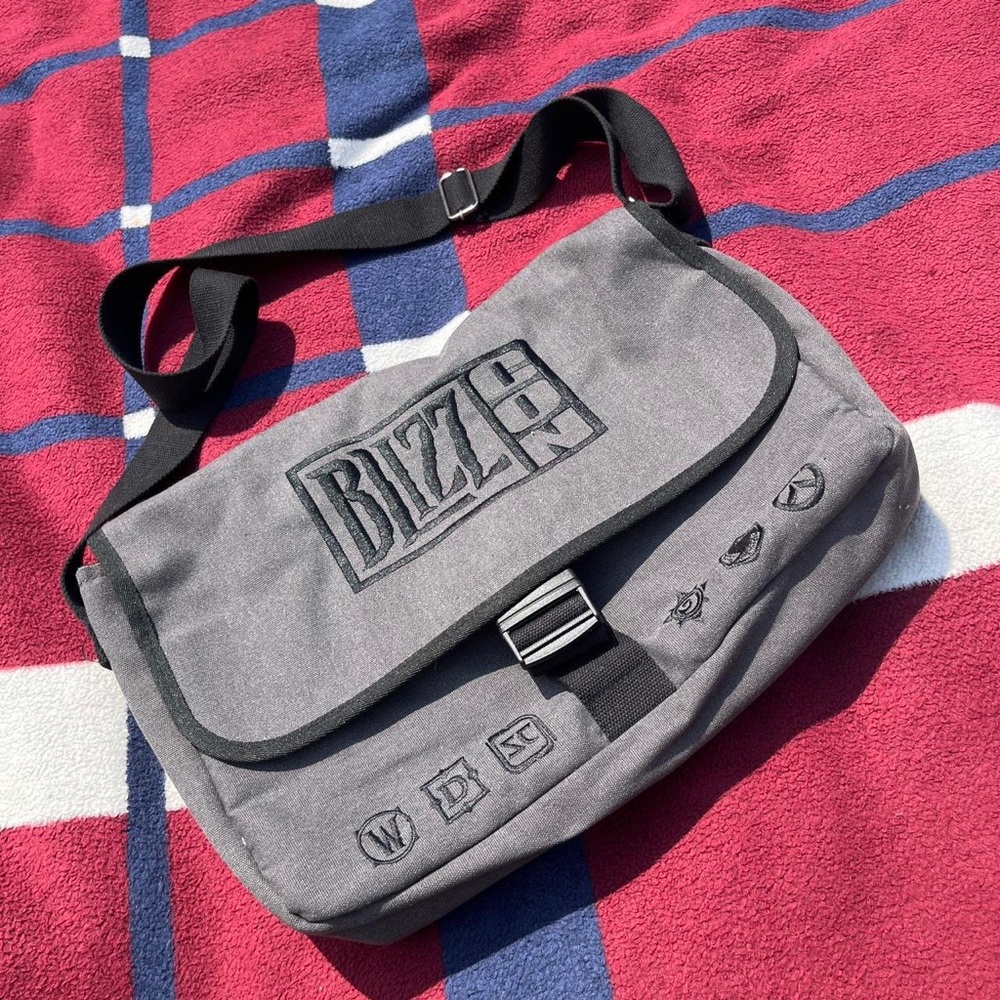 BlizzCon grey Messenger Bag Satchel Blizzard Cross Body Strap Gaming Gift